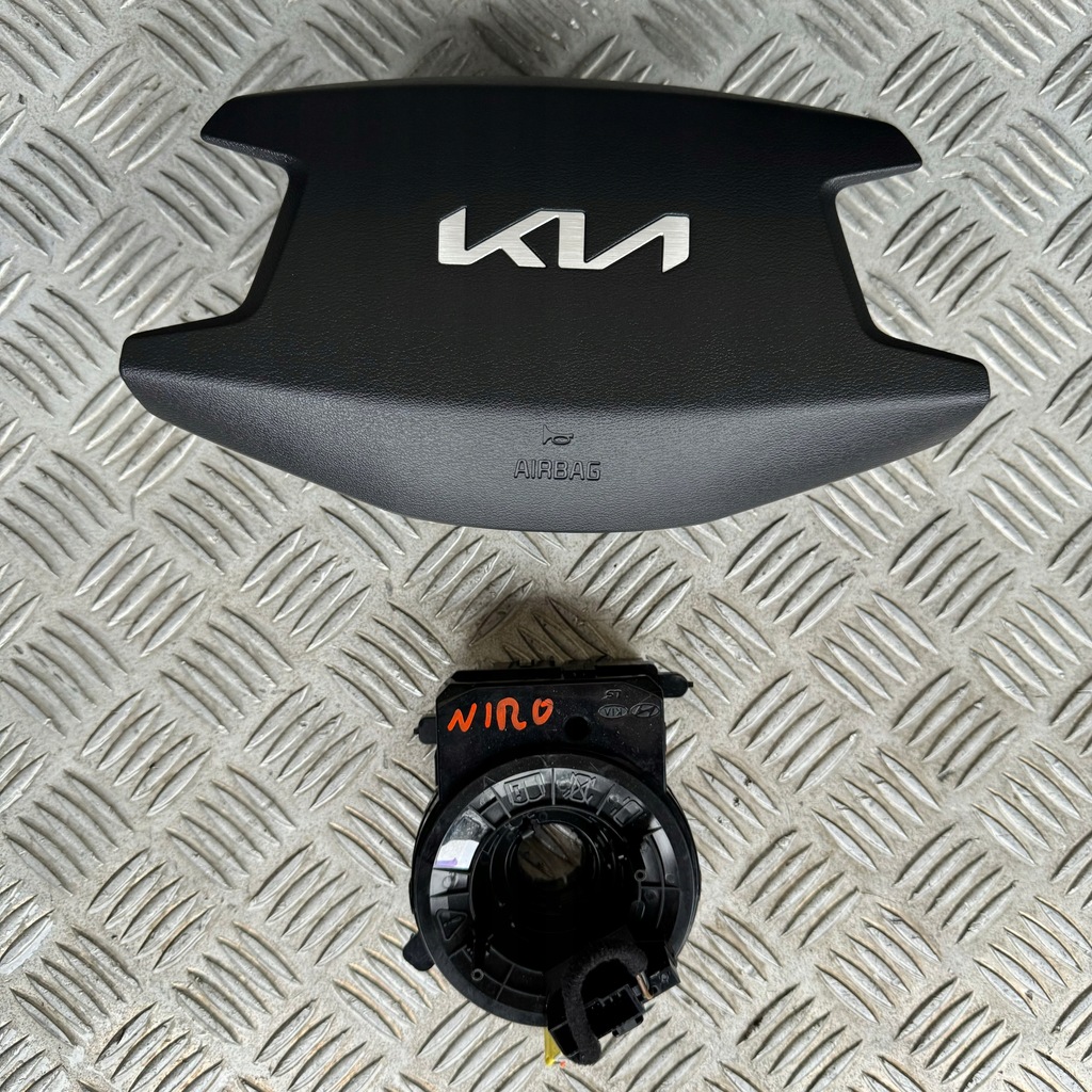 фото №5, Панель приладів комплектна подушка безпеки консоль ремені панель приладів kia niro ii 2023 rok