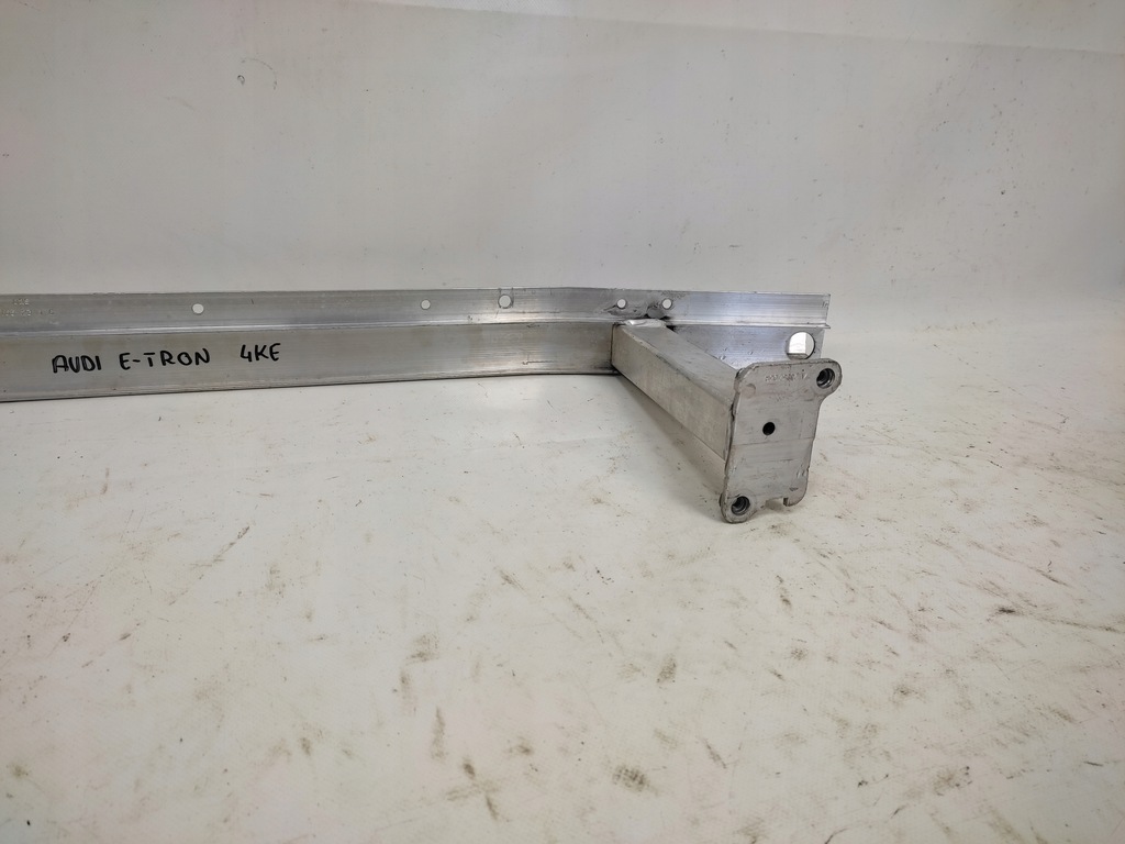 фото №10, Audi e-tron 4ke балка бампера передний перед 2018-