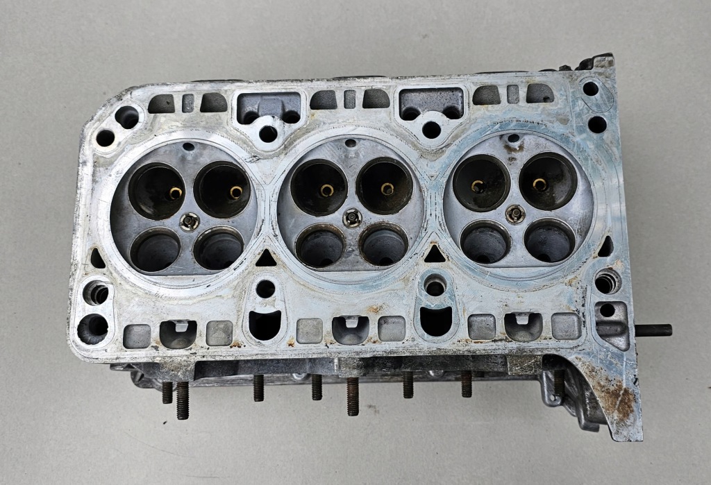 фото №1, Porsche panamera 970 3.6 v6 головка циліндрів ліва