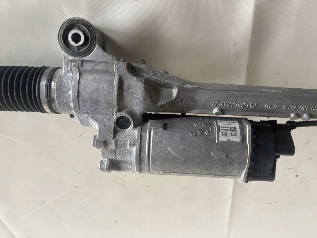 Трансмісія кермова porsche taycan audi e-tron gt 9j1423051ap Оригінал