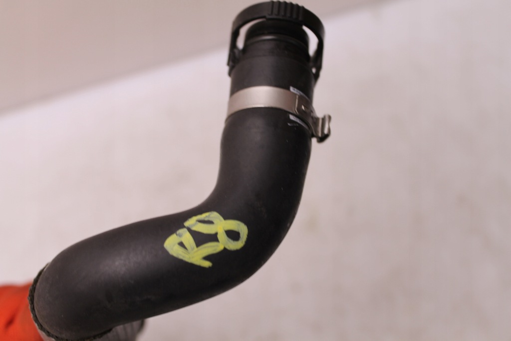 фото №4, Audi r8 ii 16r- 5.2 v10 трубка wąż шланг wody