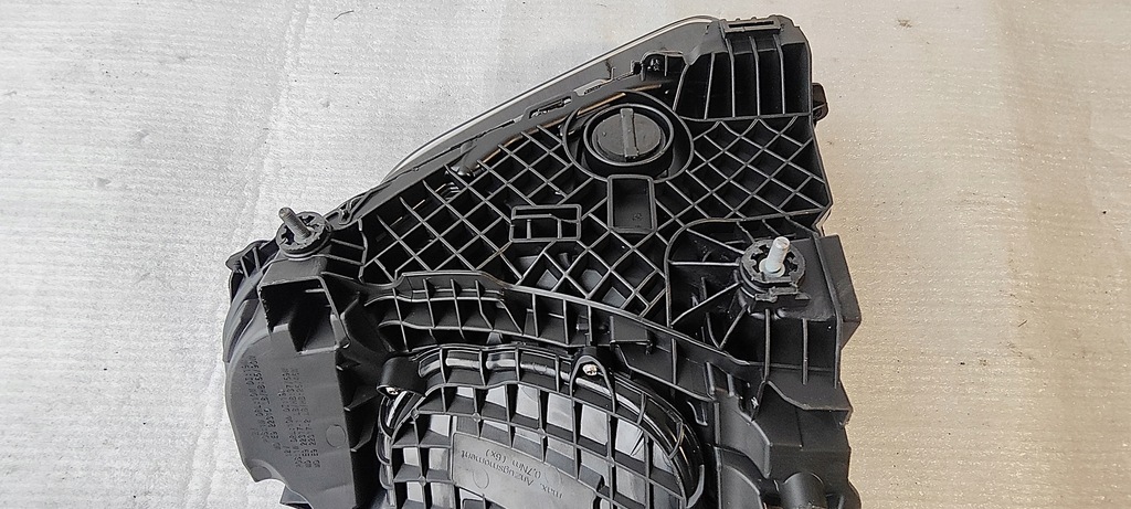 фото №9, Передня права лампа права перед porsche taycan matrix full led