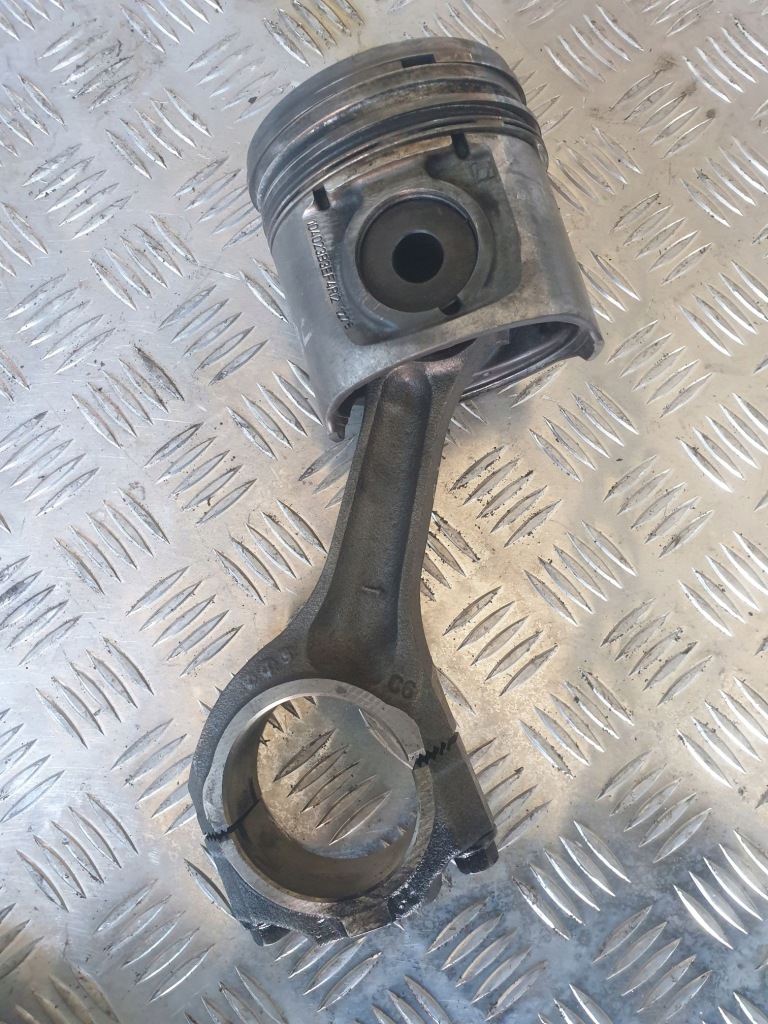 фото №1, Поршень с шатун iveco eurocargo fiat 3.9