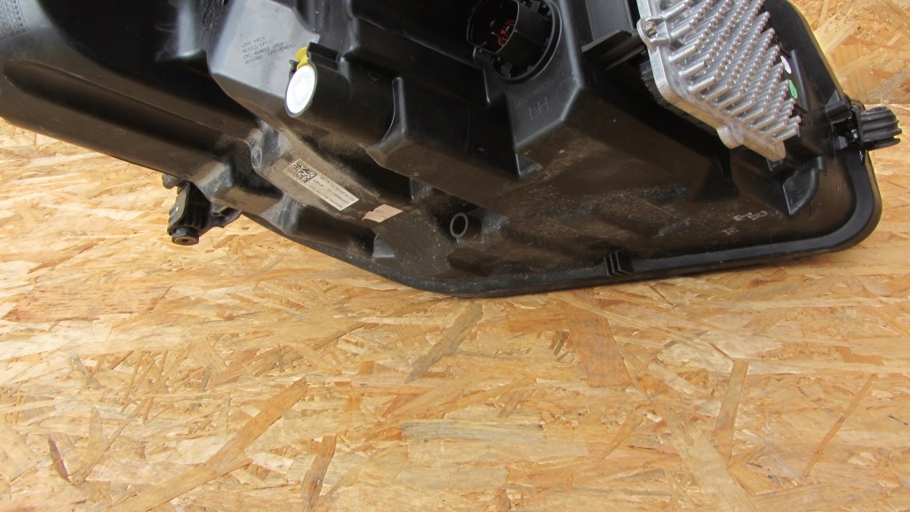 Передняя левая лампа jaguar e-pace full led Киев