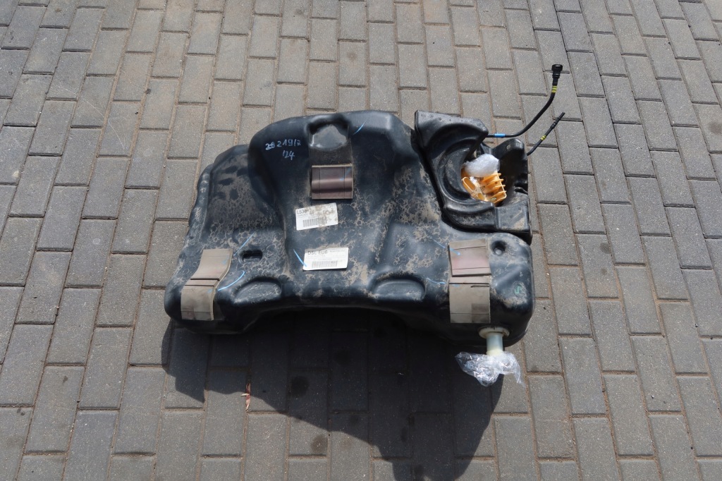 фото №1, Бак пального range rover evoque gj32-9k007-ga