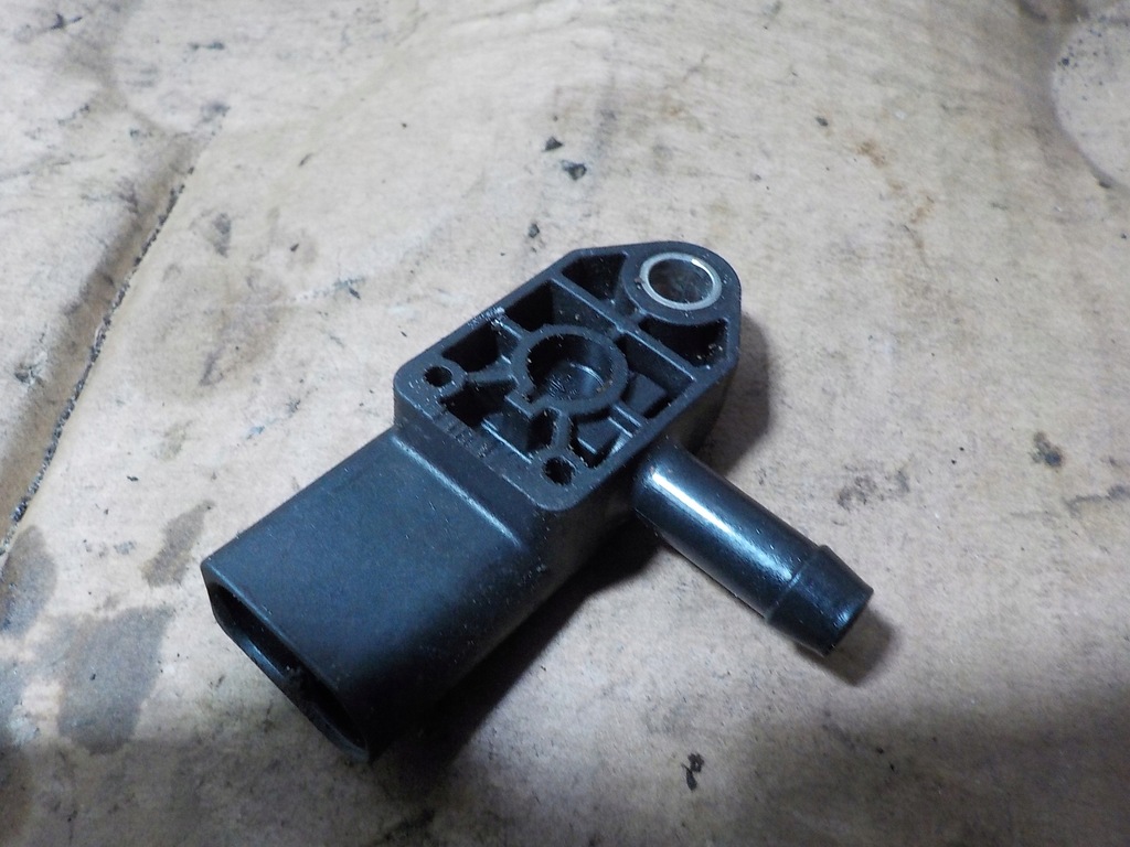 фото №1, Skoda rapid 1.6 tdi 2016r датчик тиску вихлопних газів 04l906051b