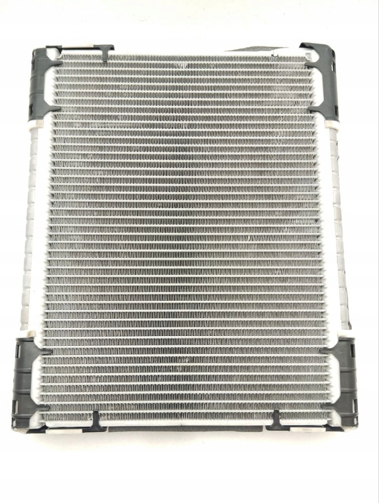 Радиатор maserati mc 20 cielo 2023 в Украине