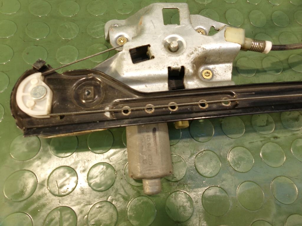 фото №9, Chrysler pacifica подъемник стекло правый передний