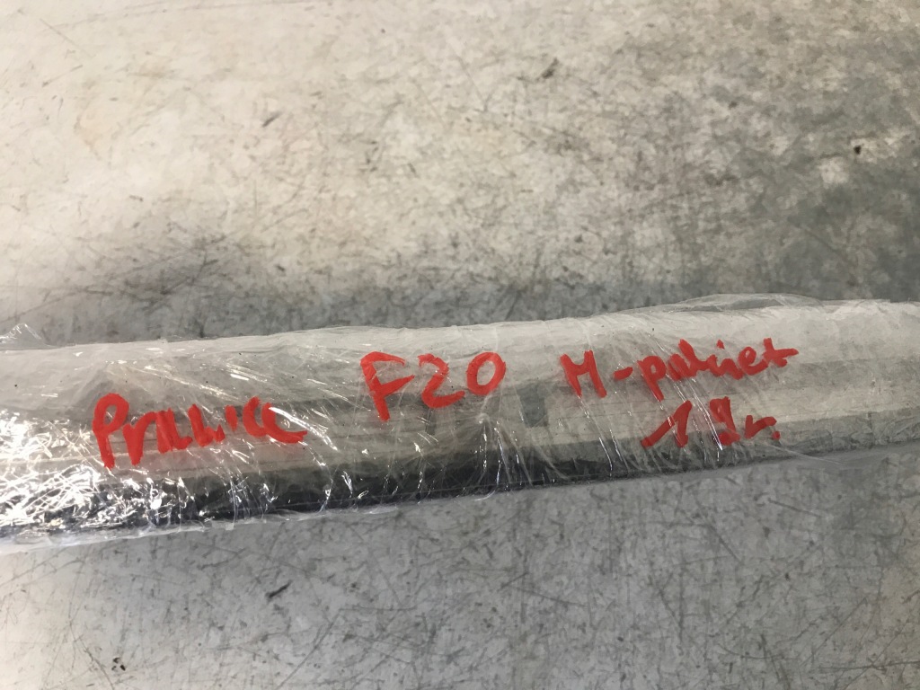 фото №9, Накладки скло права bmw 1 f21 lci m-pakiet комплект