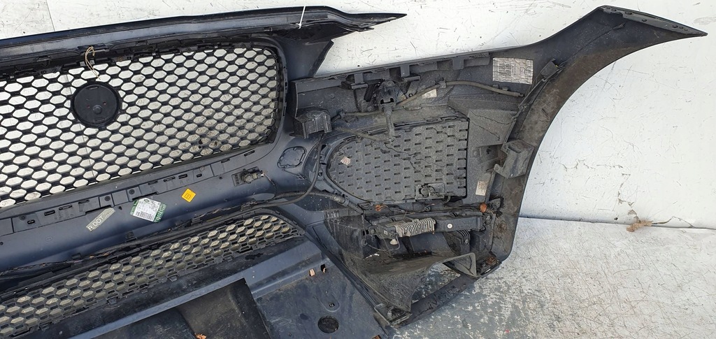 фото №12, Jaguar f-pace r sport x761 ксенон pdc бампер перед передній