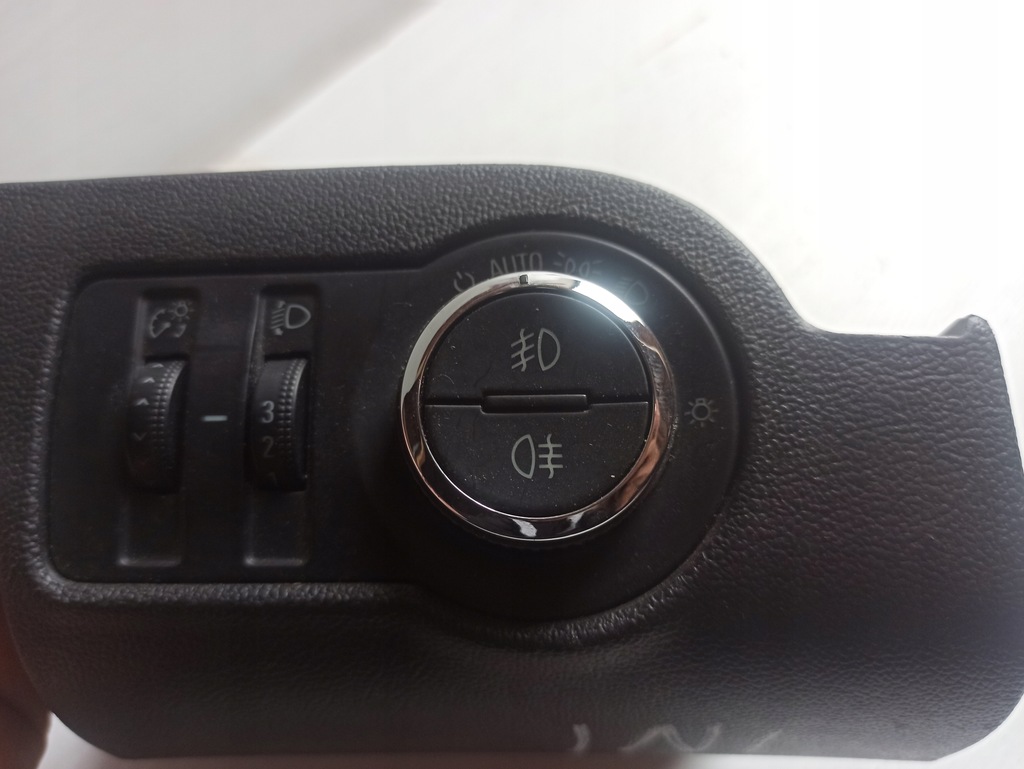 фото №1, Opel insignia a перемикач світла 13241914