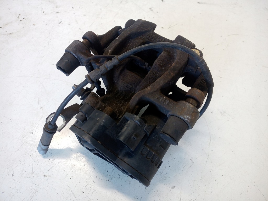 фото №2, Супорт гальма правий задня bmw 2 f45 f46