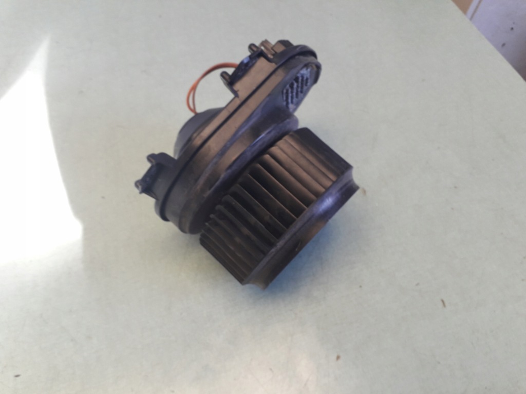 фото №3, Mercedes a klasa w176 lift вентилятор воздуходувка a2469061601