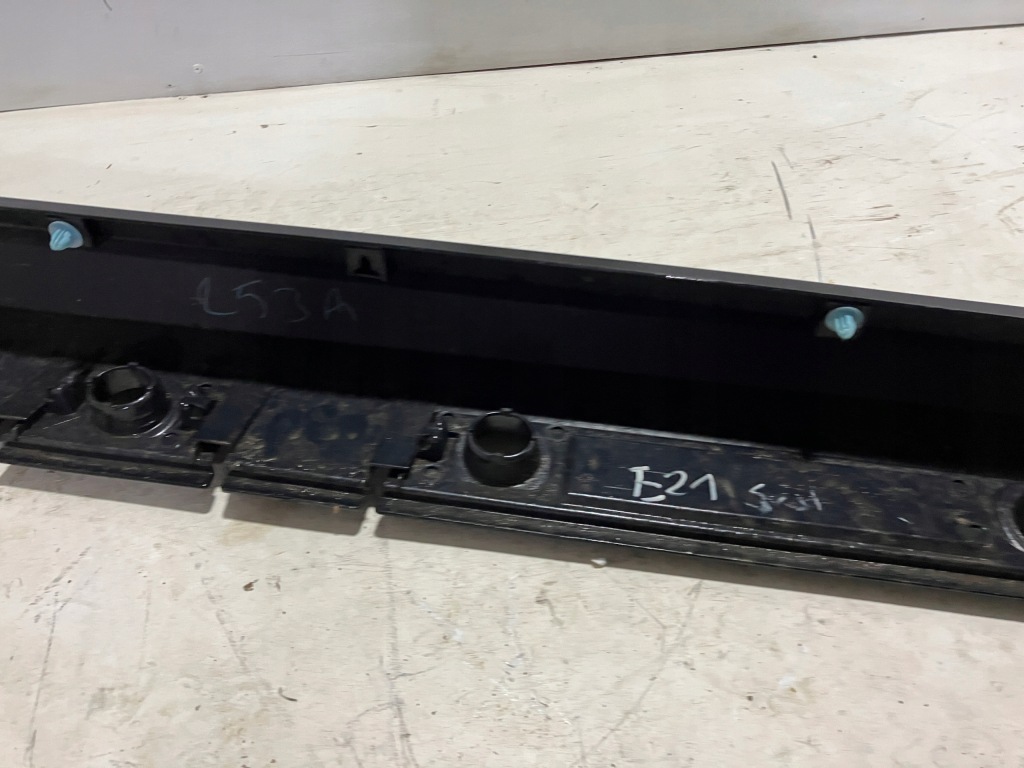 фото №10, #18 corolla e21 sedan порог защита порог наружная молдинг левая 209