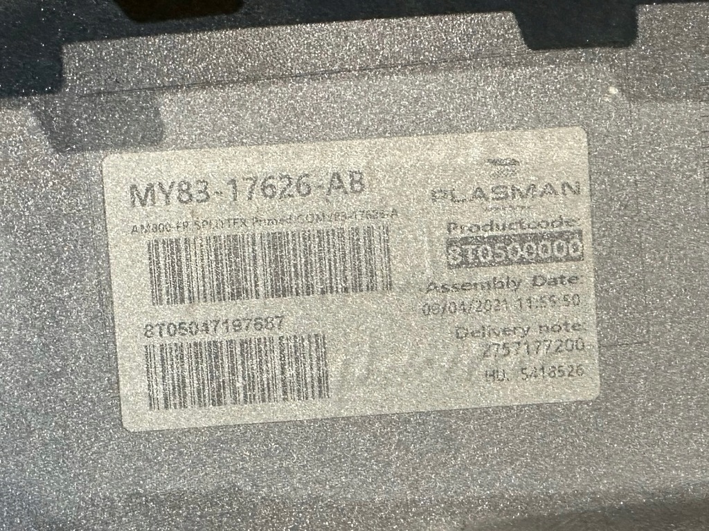 фото №8, Aston martin dbx спойлер накладка передний бампера my83-17626-ab