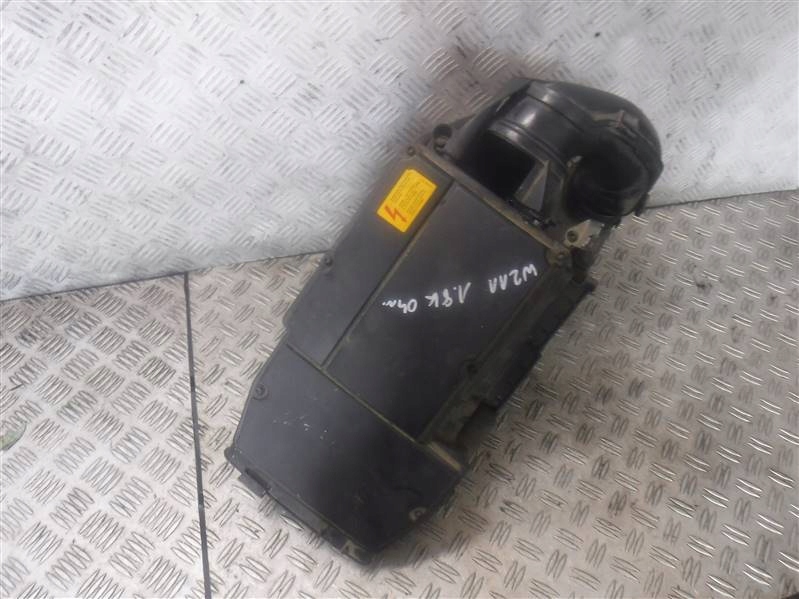 фото №6, Резонатор корпус фільтра повітря w211 1.8 комп'ютер