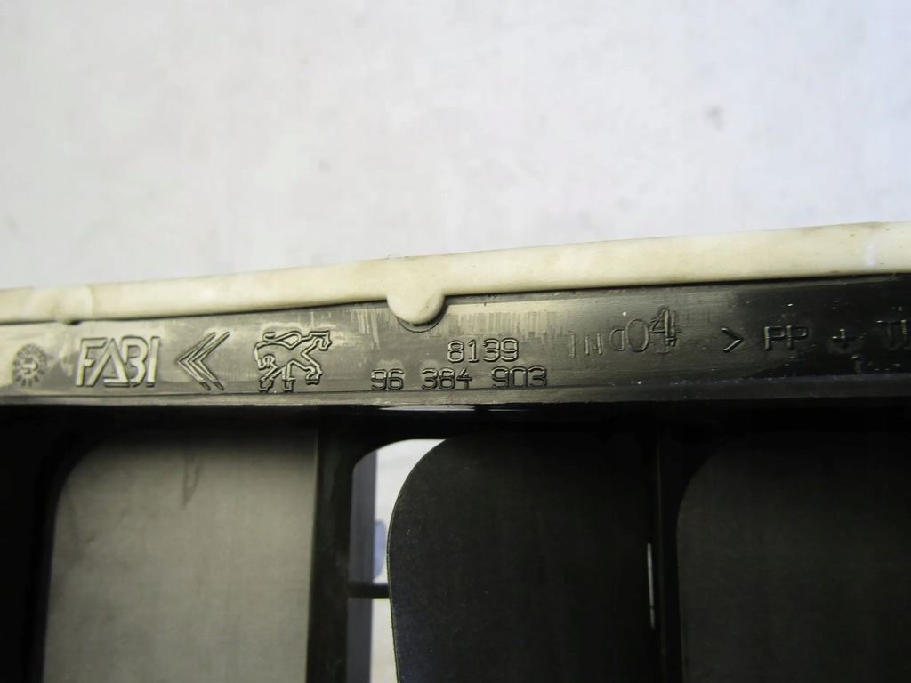 фото №9, Citroen c4 ii peugeot 308 ii решітка вентиляційна 96384903