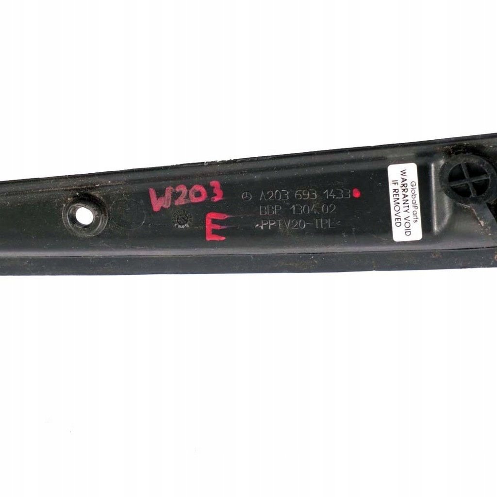 фото №10, Mercedes c w203 молдинг защита багажника правый задняя