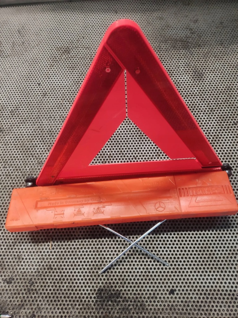 Купити Трикутник попереджувальний sprinter w901 a0005907412