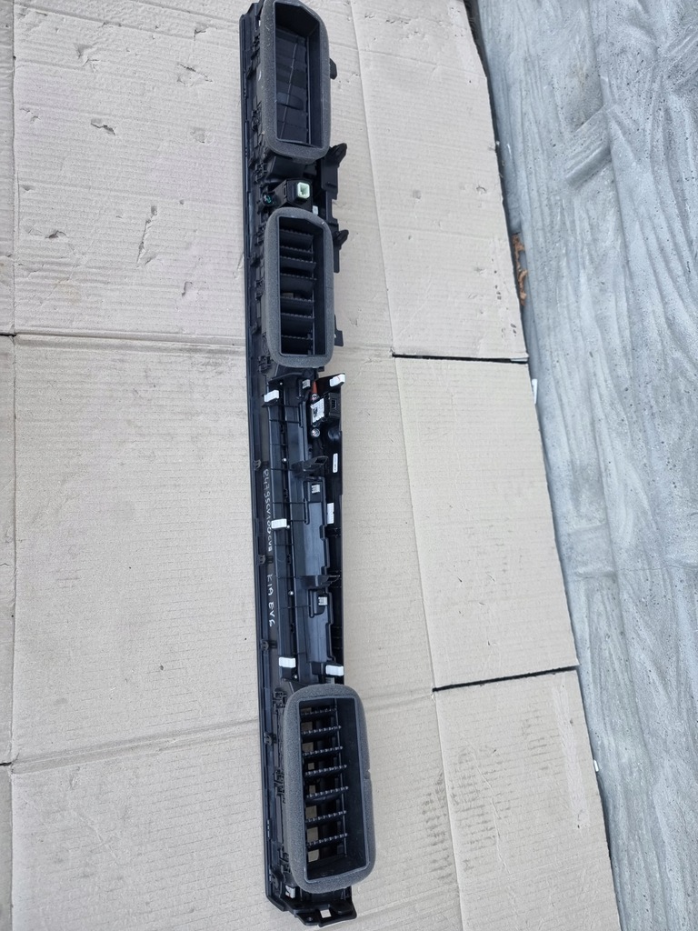 фото №14, Kia ev6 молдинг декоративная панели приборной панели 84795cv100