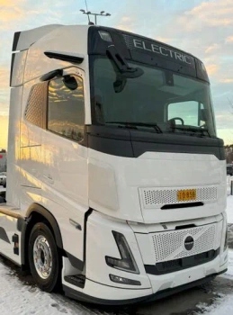 фото №1, Ветровики брызговики volvo fh aero