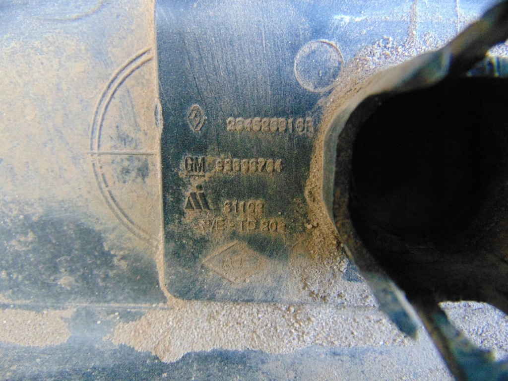 Бампер задній задня trafic iii vivaro b pod pdc 284526916r Зі Шроту