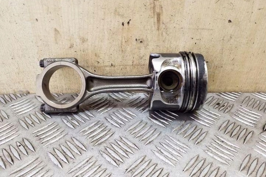 фото №9, Поршень vw tiguan 5n_ 081187 2.0l дизель 125kw 2008