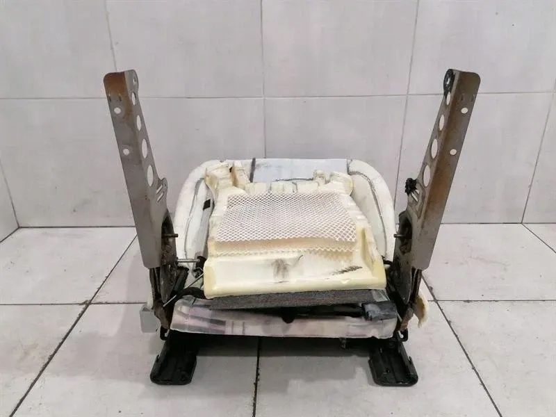 Aston martin rapide amr seat ad43-14d698ac electric motors frame Киев