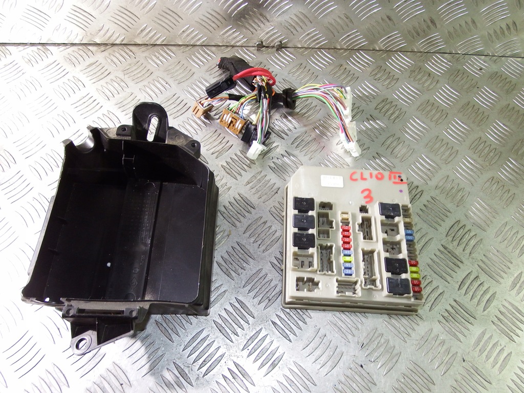 фото №1, Модуль bsi uch коробка запобіжників renault clio iii modus 674654b
