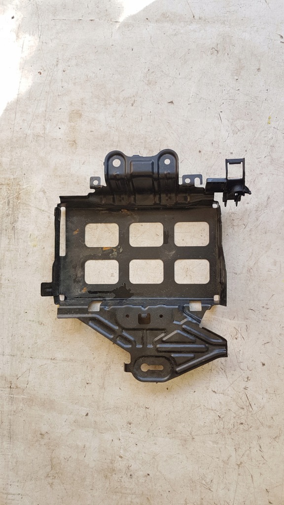 фото №1, Ford puma mk2 1,0 кронштейн аккумулятор