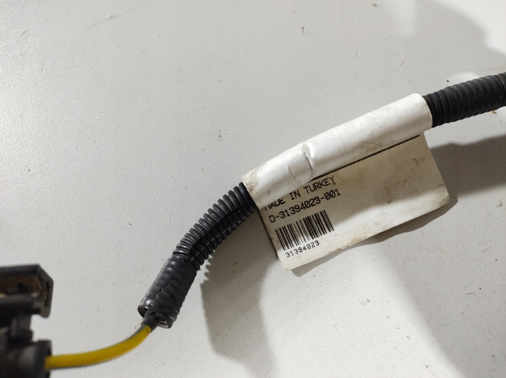 фото №6, Volvo v60 13r- электропроводка жгут бампера задняя