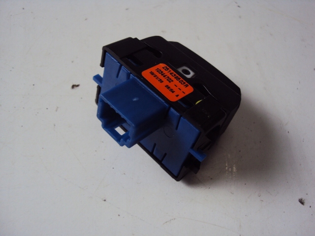 фото №4, Панель кнопка renault twingo iii ze lift