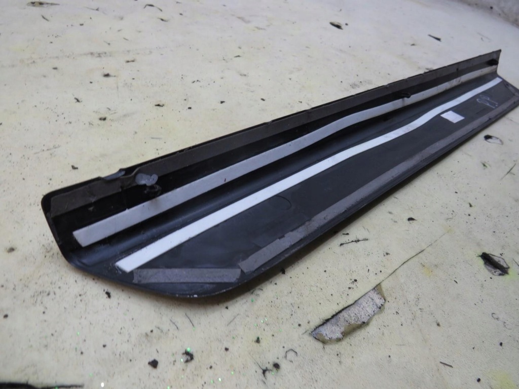 Молдинг накладка порог правый  перед audi q5 8r s-line 8r0853374 в Украине