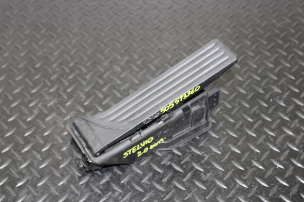 фото №1, Педаль газу alfa romeo stelvio q4 505513360 2,0 b
