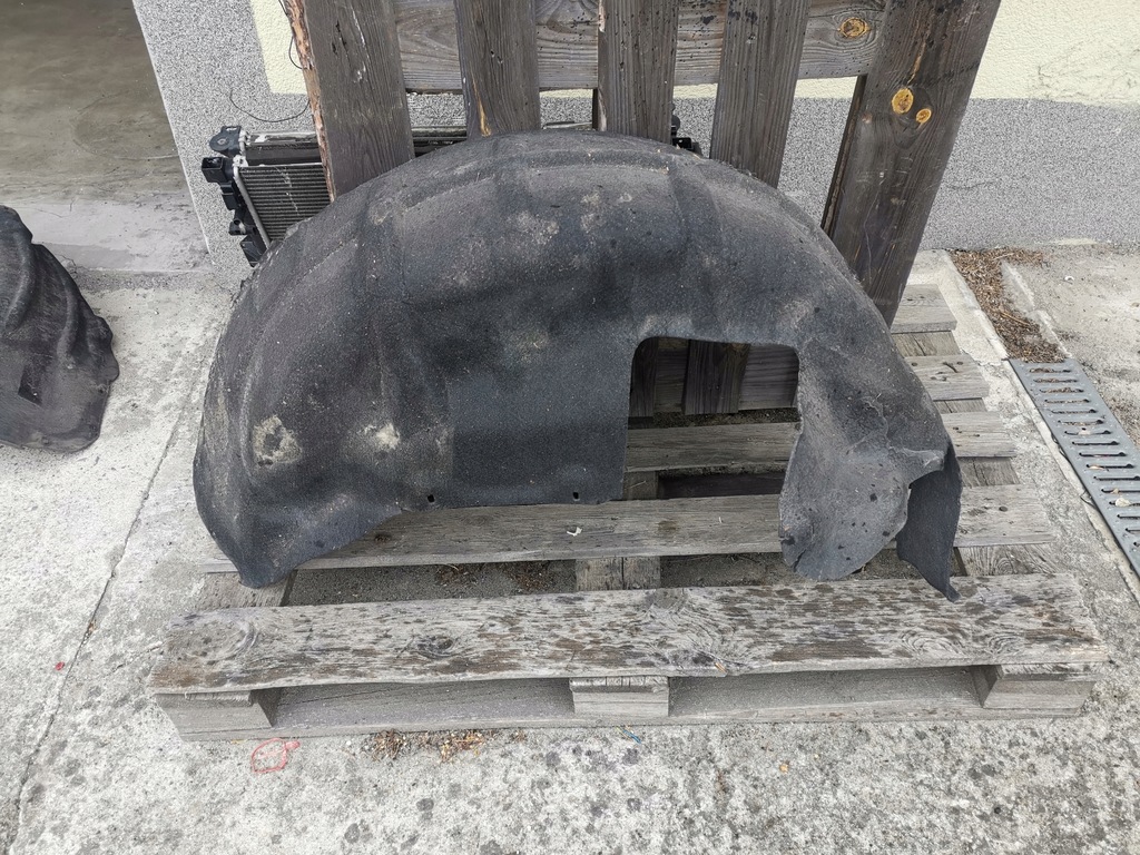 фото №1, Volvo xc60 xc-60 подкрылок левая задняя задние