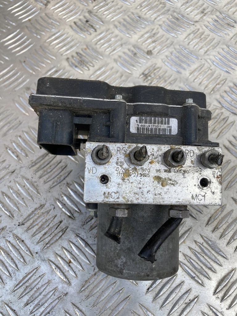 фото №1, Насос abs citroen c4 b7 ds4 ds5 2.0 hdi