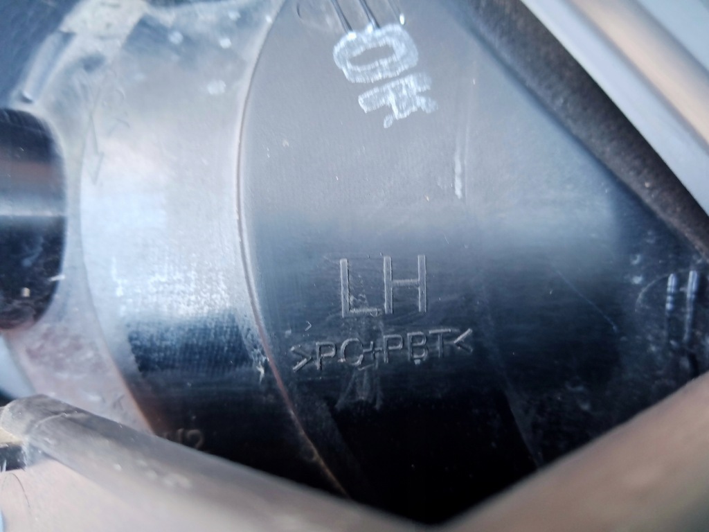 фото №4, Hyundai i20 лівий протитуманна фара drl 2 лампочка