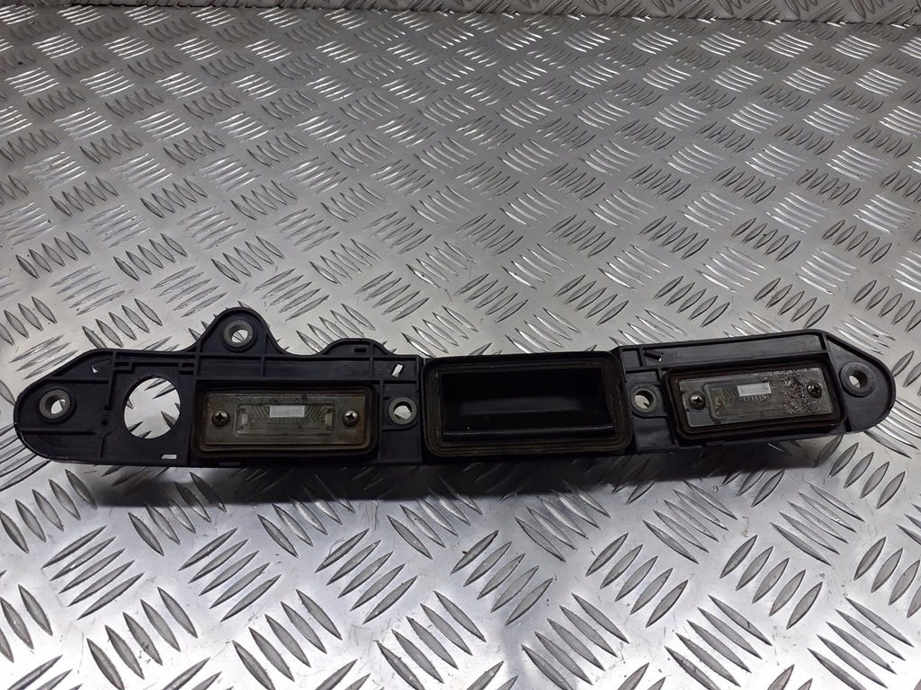 фото №1, Накладка кришки багажника vw touran 1.9 tdi