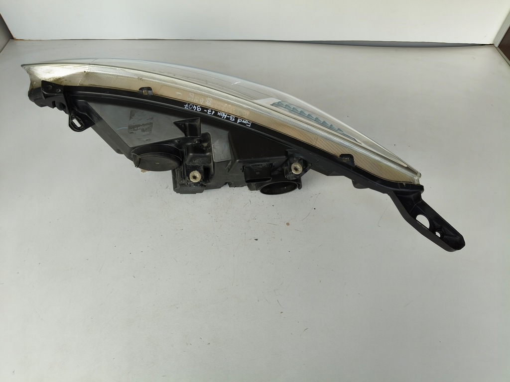 фото №4, Лампа права фара ford b-max 13-