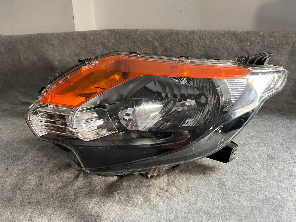 фото №1, Mitsubishi l200 левая лампа передняя