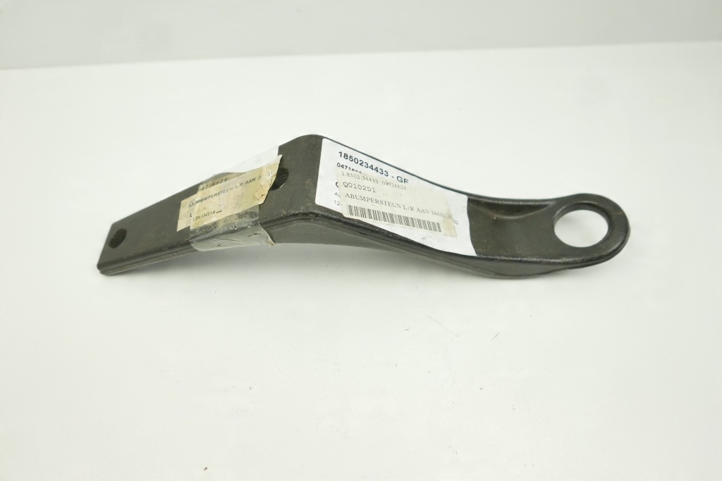 фото №1, Кронштейн заднього бампера chrysler oem 4716624