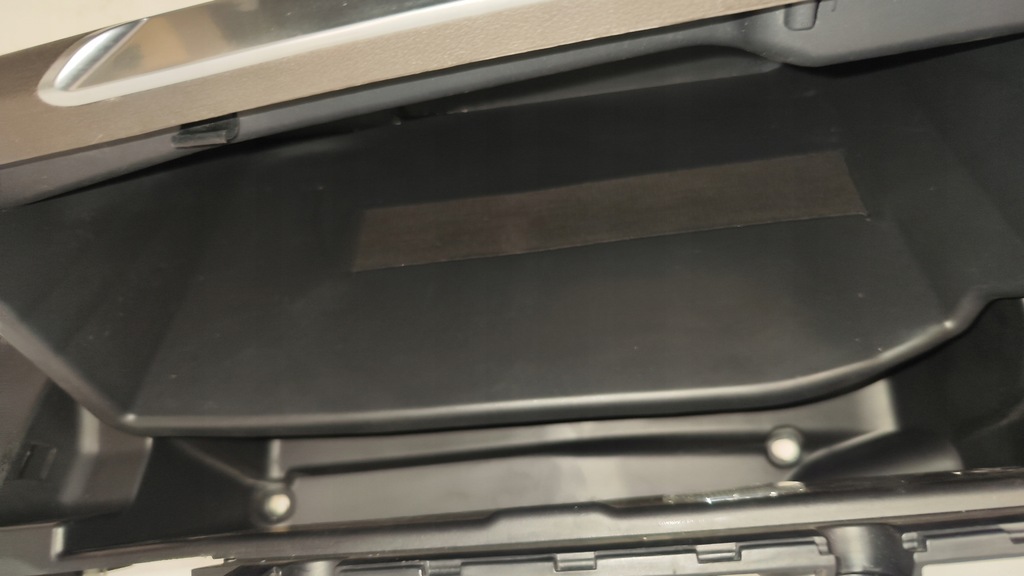 фото №7, Бардачок панели пассажира консоли jaguar f-pace x761