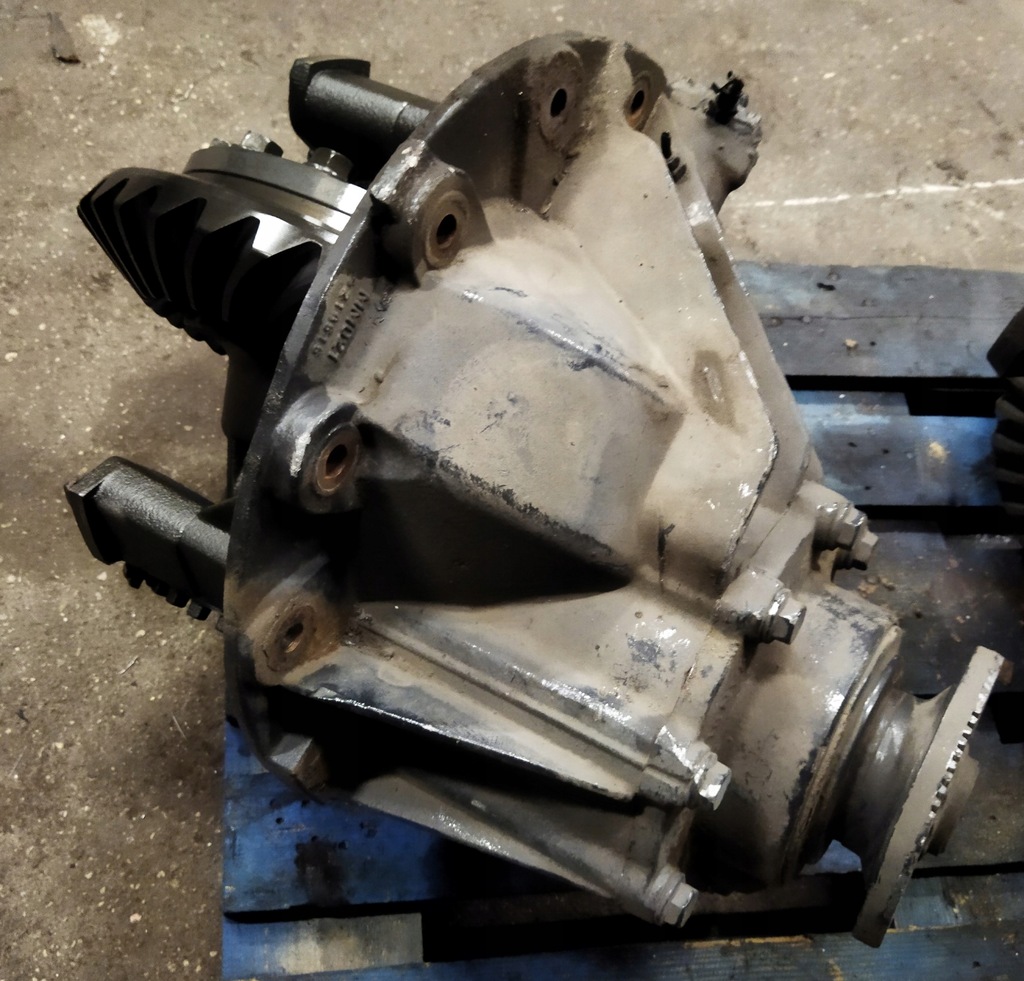 фото №1, Головка вкладыш мост дифференциал 38:15 man tgx tgs