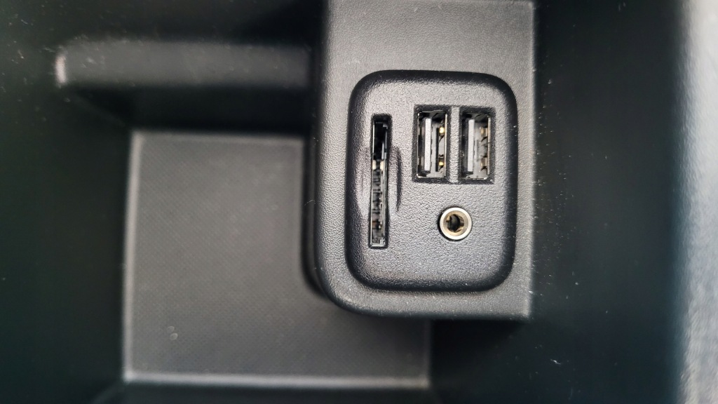 Opel insignia b gsi 21r туннель средний подлокотник 3009977500 551186240 Недорого