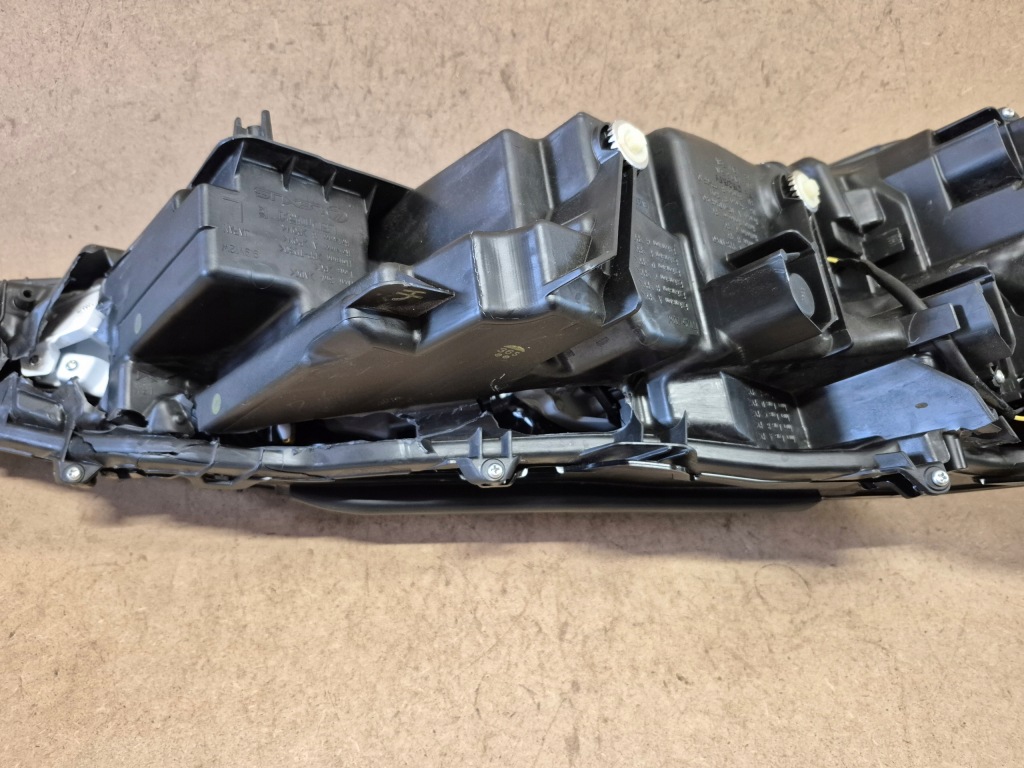 Lexus es рестайлінг  фара фара led лівий європа Зі Шроту