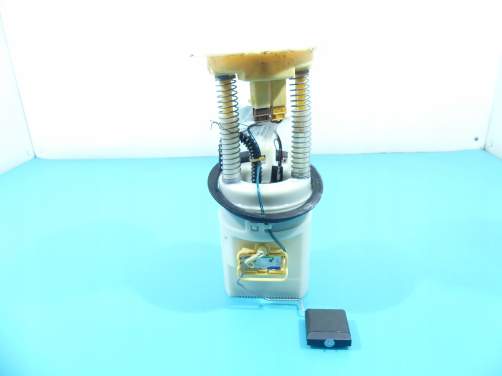 фото №3, Помпа насос топлива mercedes w245 1.7 wiel