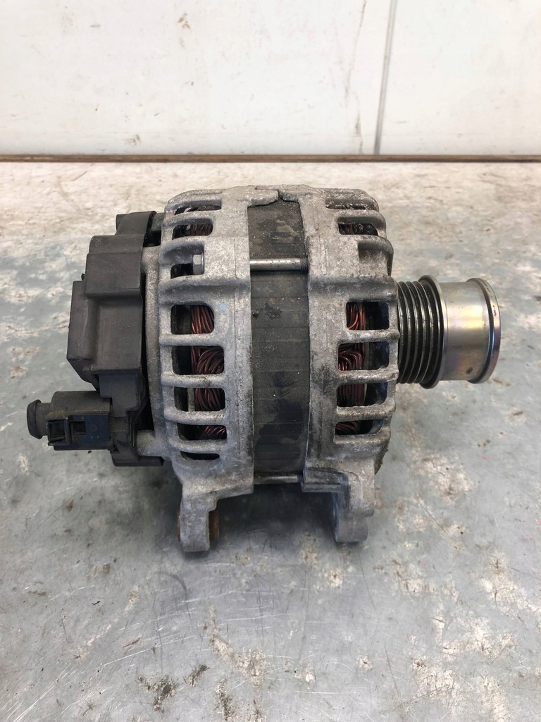 фото №3, Генератор vw polo 04c903023l