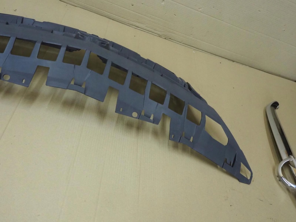 Astra j iv решітка радіатора решітка радіатора хром бампера перед рестайлінг  13368851 Оригінал