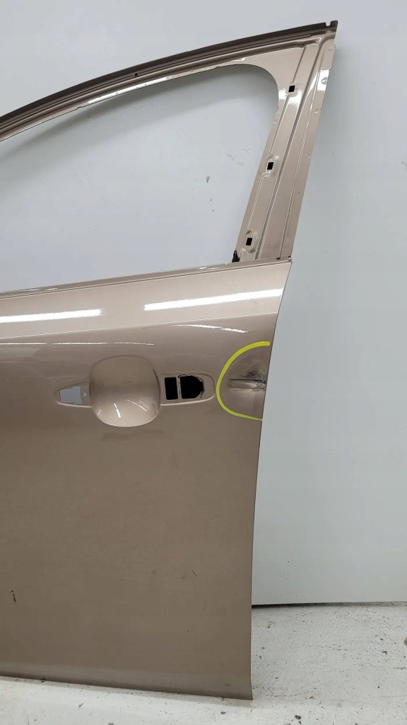 Volvo v40 12+ дверь перед передние левая fv Доставка