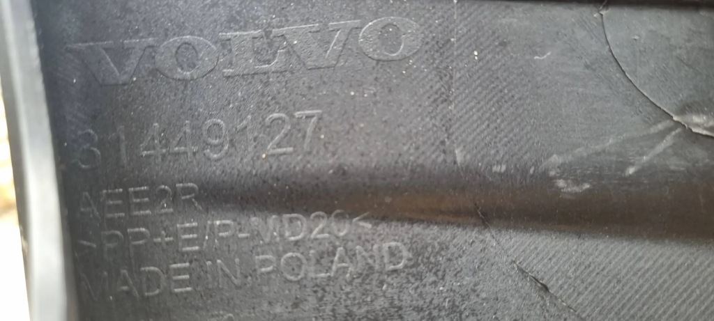 фото №15, Volvo xc60 ii r-design 2017- бампер перед оригинал a016